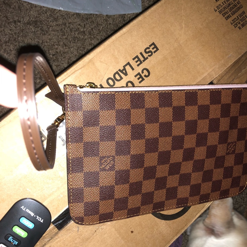 Louis Vuitton NEVERFULL MM POUCH DAMIER EBENE ROSE